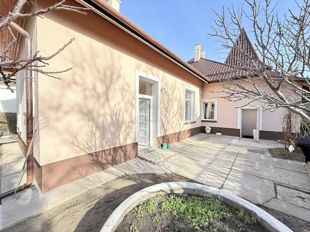 Eladó családi ház, Budapesten, XVI. kerületben 139 M Ft