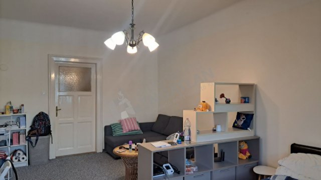 Kiadó téglalakás, albérlet, XIII. kerületben, Váci úton
