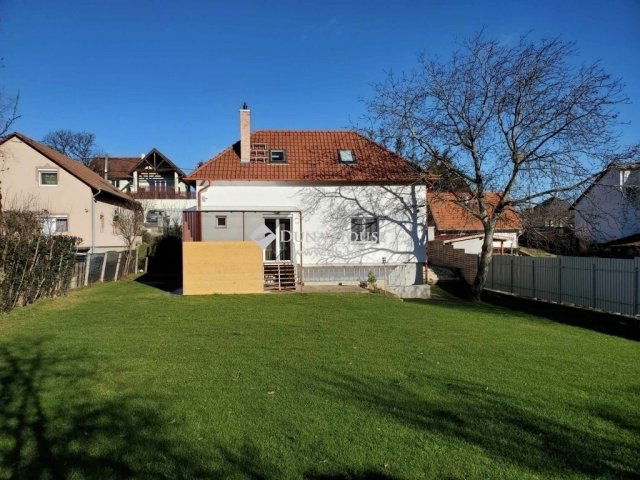 Eladó ikerház, Érden 132 M Ft, 5 szobás / költözzbe.hu