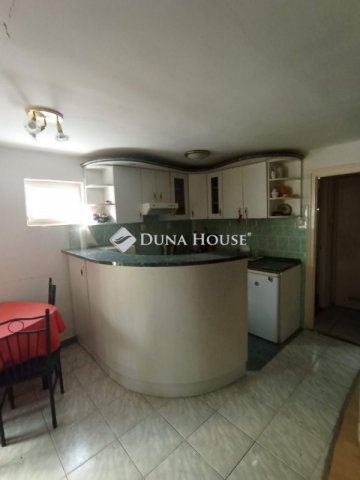 Eladó nyaraló, Lakitelken 26.5 M Ft, 2 szobás