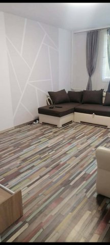 Eladó téglalakás, Szegeden 17 M Ft, 1+1 szobás