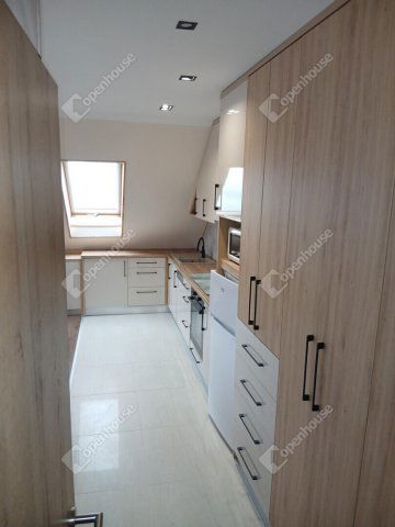 Eladó téglalakás, Sárváron 53 M Ft, 2 szobás