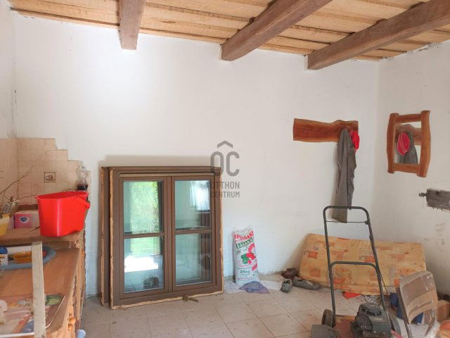 Eladó nyaraló, Kallósdon 5.9 M Ft, 1 szobás