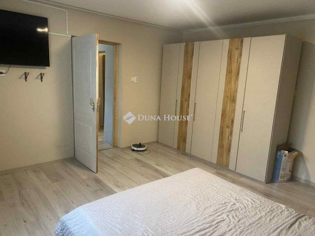 Eladó családi ház, Püspökladányban 42 M Ft, 3 szobás