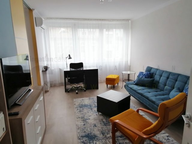 Kiadó téglalakás, albérlet, Szegeden, Korányi fasoron