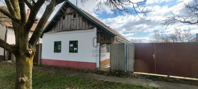 Eladó családi ház, Csanádpalotán 4.5 M Ft, 4 szobás