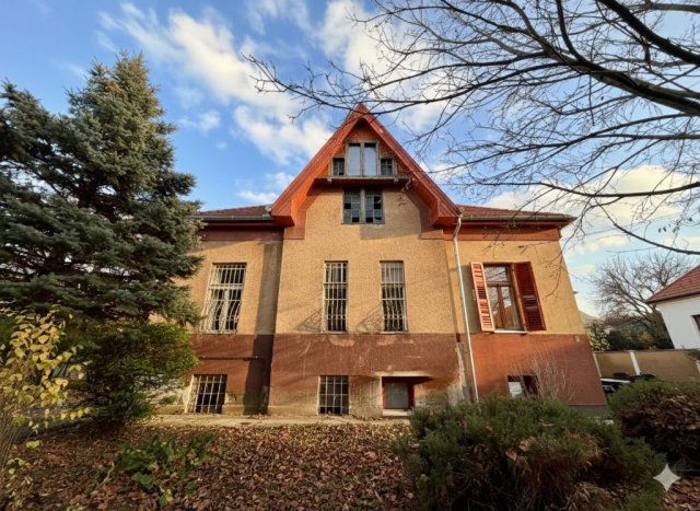 Eladó családi ház, Budapesten, XVI. kerületben 229 M Ft