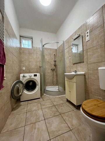 Eladó téglalakás, Pécsett 58 M Ft, 2 szobás