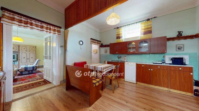 Eladó családi ház, Mezőkövesden 26.5 M Ft, 2 szobás