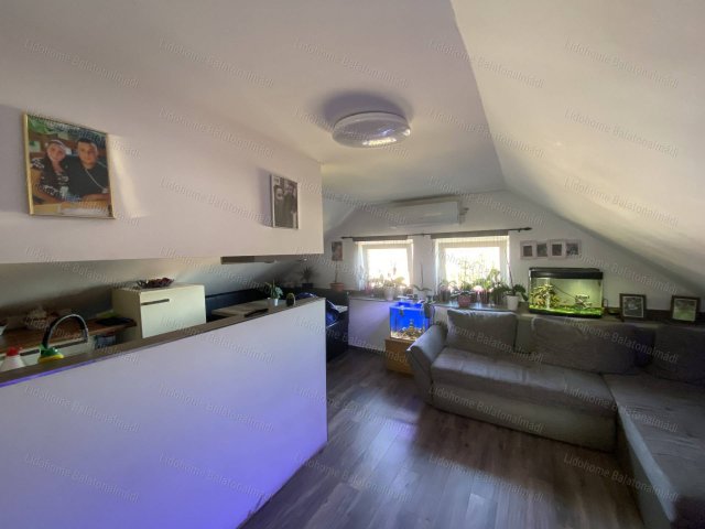 Eladó családi ház, Szentkirályszabadján 75.99 M Ft, 3+1 szobás