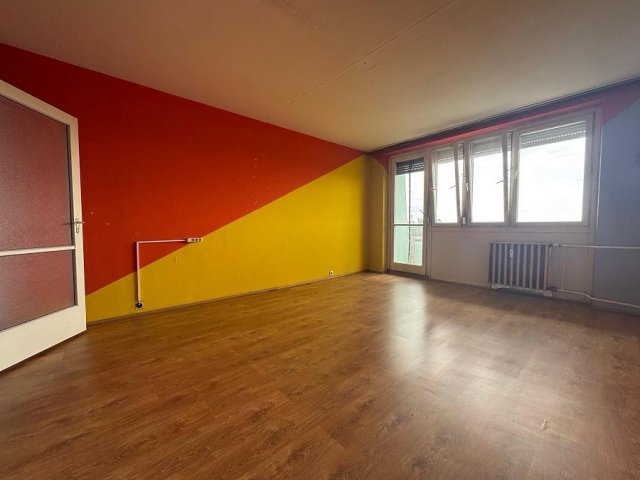 Eladó panellakás, Budapesten, XXI. kerületben 42.9 M Ft, 1 szobás