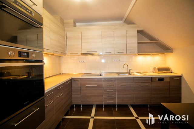 Eladó sorház, Gyulán 55 M Ft, 3 szobás / költözzbe.hu