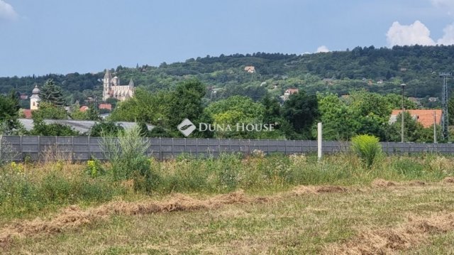 Eladó ikerház, Zsámbékon 99.9 M Ft, 1 szobás