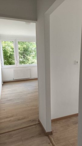 Eladó panellakás, Budakeszin 98 M Ft, 3 szobás