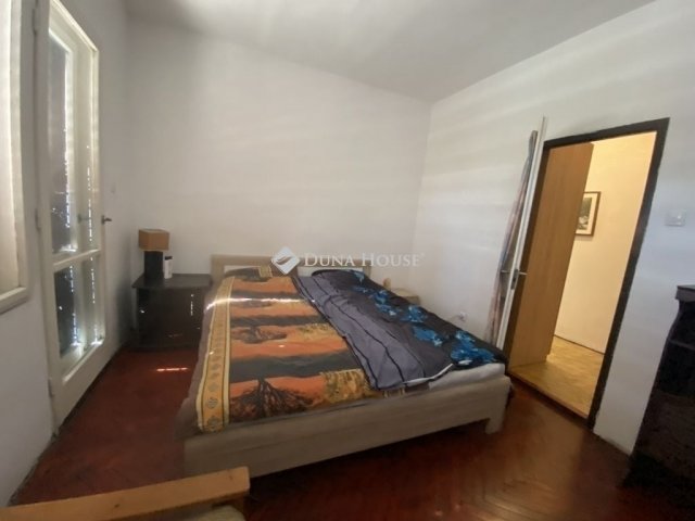 Eladó családi ház, Budapesten, XVIII. kerületben 94 M Ft