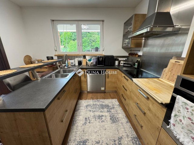 Eladó családi ház, Nyíregyházán 159 M Ft, 2+2 szobás