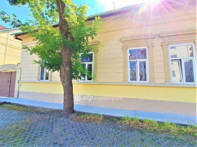 Eladó családi ház, Kecskeméten 78 M Ft, 4 szobás