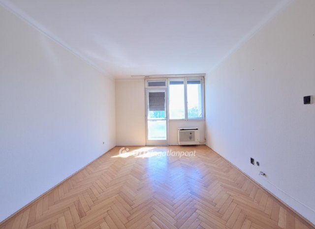 Eladó téglalakás, Budapesten, XVIII. kerületben 64.9 M Ft