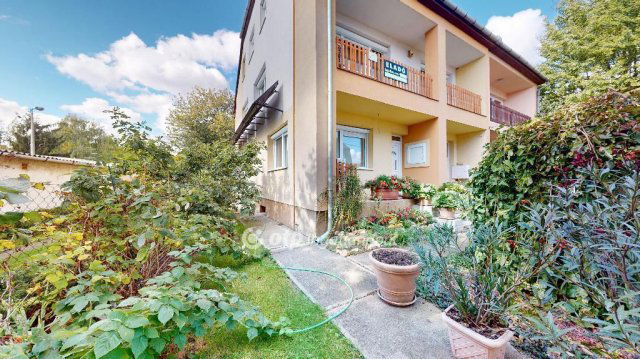 Eladó ikerház, Nyíregyházán 119.7 M Ft, 5+2 szobás