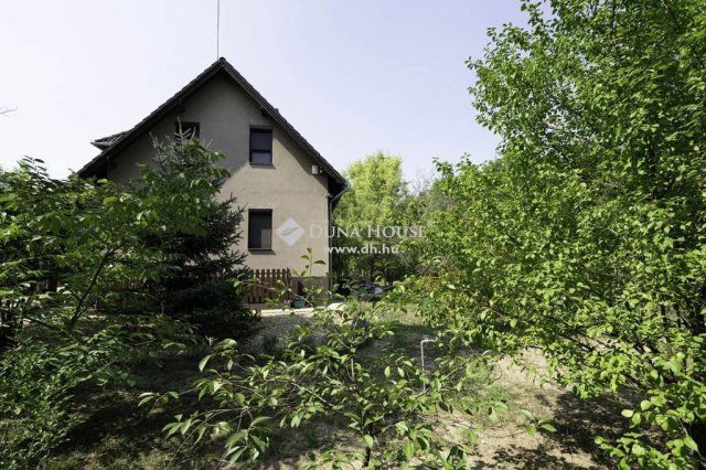 Eladó családi ház, Kecskeméten 120 M Ft, 6 szobás