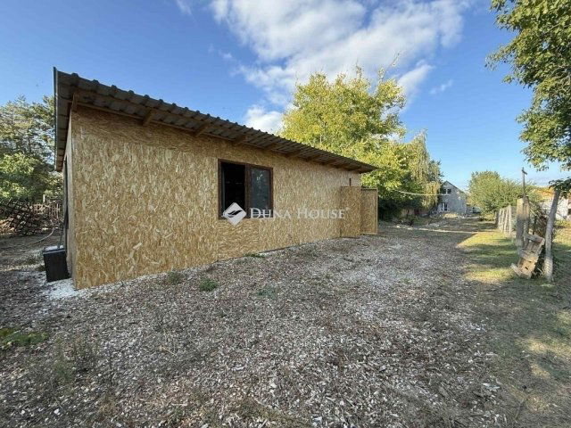 Eladó családi ház, Kecskeméten 49.9 M Ft, 3 szobás