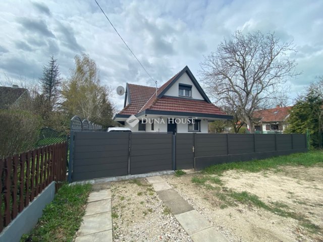 Eladó családi ház, Siófokon 125 M Ft, 5 szobás