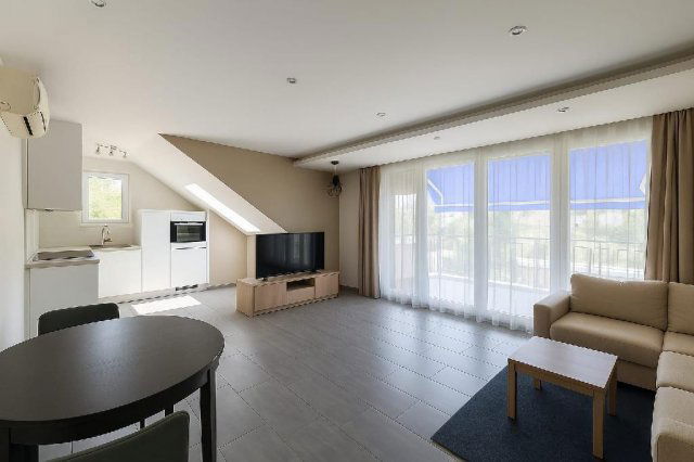 Eladó téglalakás, Budapesten, VI. kerületben 129.9 M Ft