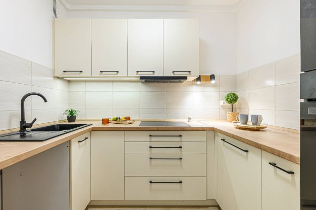 Eladó téglalakás, Budapesten, III. kerületben 70 M Ft, 2 szobás