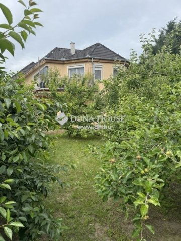 Eladó családi ház, Budapesten, XVIII. kerületben 410 M Ft