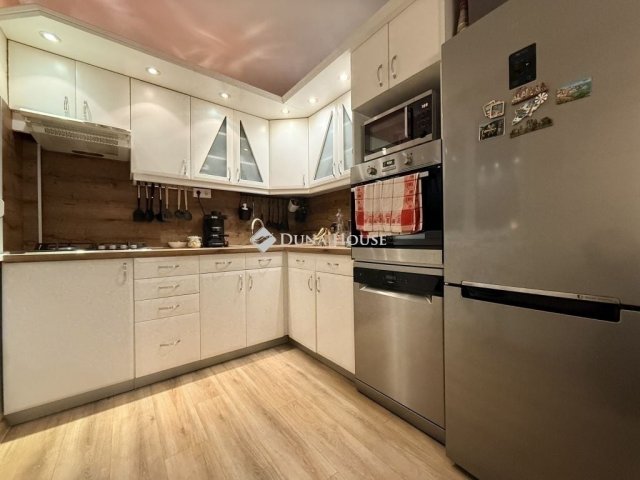 Eladó panellakás, Kecskeméten 53.9 M Ft, 2 szobás