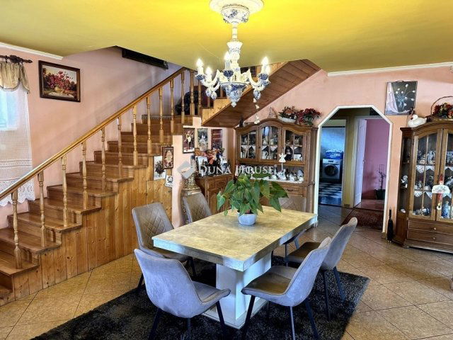 Eladó családi ház, Hernádon 80 M Ft, 6 szobás