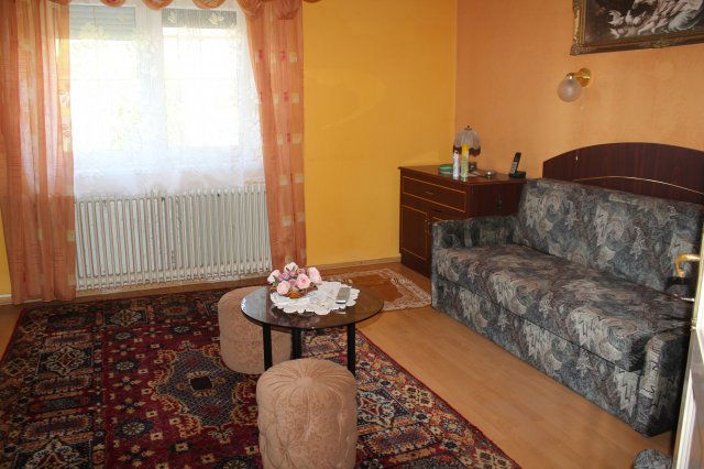 Eladó családi ház, Acsalagon 33 M Ft, 2 szobás