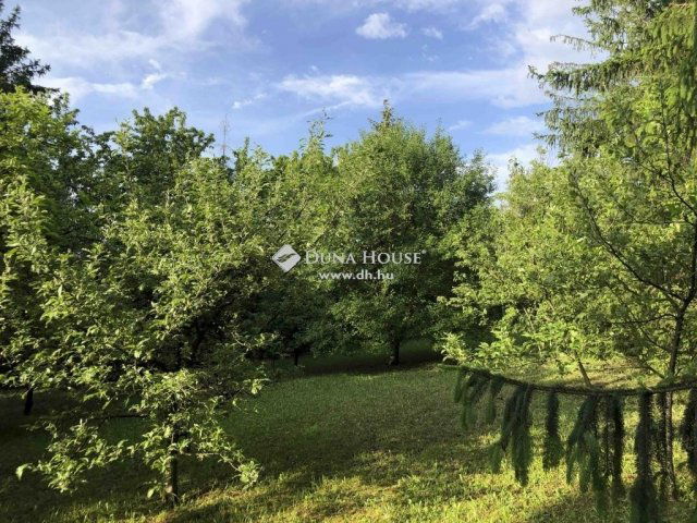 Eladó telek, Budapesten, III. kerületben 341.44 M Ft