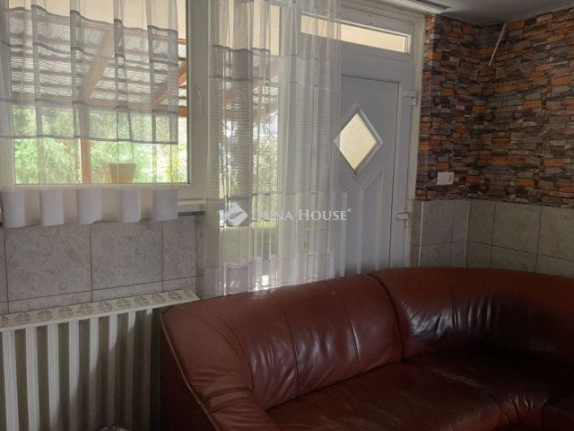 Eladó családi ház, Baján, Kagyló utcában 49 M Ft, 4 szobás