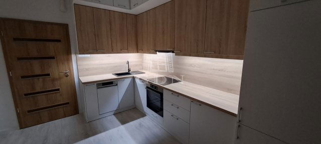 Eladó téglalakás, Budapesten, VII. kerületben 72 M Ft, 2 szobás