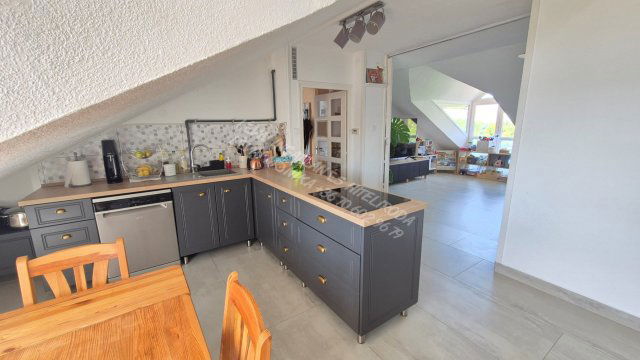 Eladó téglalakás, Békéscsabán 49.6 M Ft, 1+4 szobás