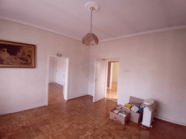 Eladó családi ház, Apcon 32.9 M Ft, 2 szobás