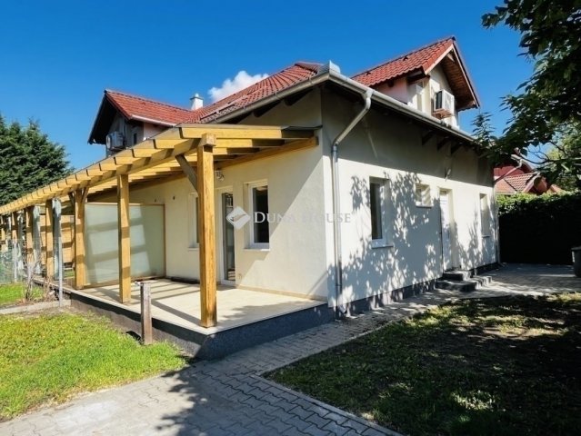 Eladó téglalakás, Üllőn 88.9 M Ft, 4 szobás