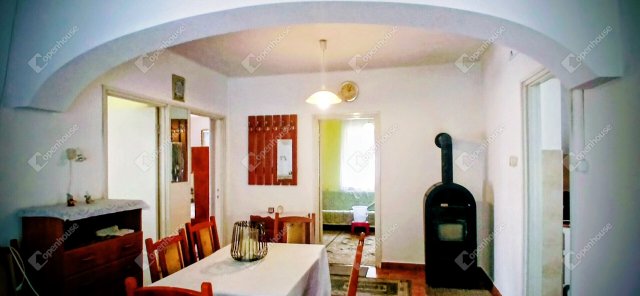 Eladó családi ház, Csesztregen 35.9 M Ft, 3 szobás