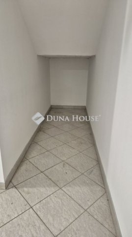 Eladó családi ház, Kecskeméten 135 M Ft, 5 szobás