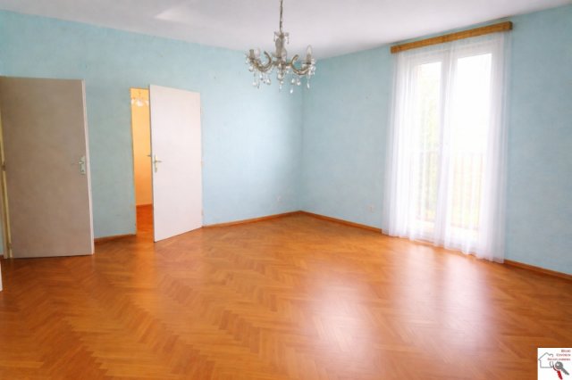 Eladó panellakás, Pécsett 47 M Ft, 2+1 szobás