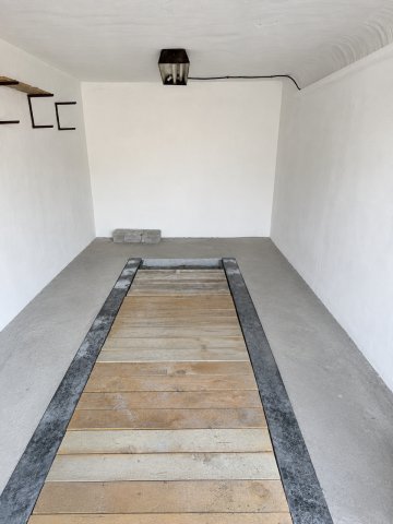 Eladó garázs, Dunaújvárosban, Budai Nagy Antal úton 4.29 M Ft