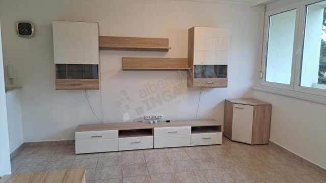 Kiadó téglalakás, albérlet, II. kerületben, Zöldlomb utcában