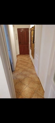 Kiadó téglalakás, albérlet, Tatabányán, Béla Király körtéren