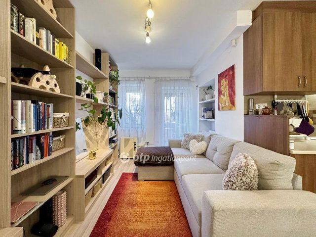 Eladó téglalakás, Budapesten, VIII. kerületben 74.9 M Ft