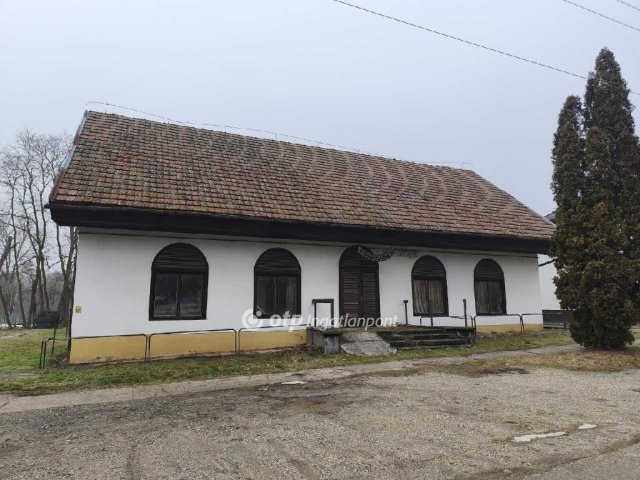 Eladó hotel, Vízváron 40 M Ft / költözzbe.hu