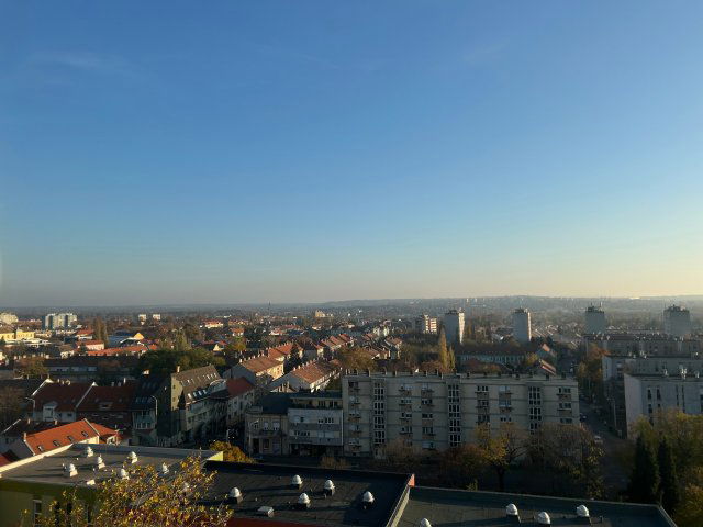 Eladó panellakás, Pécsett 45.9 M Ft, 2 szobás