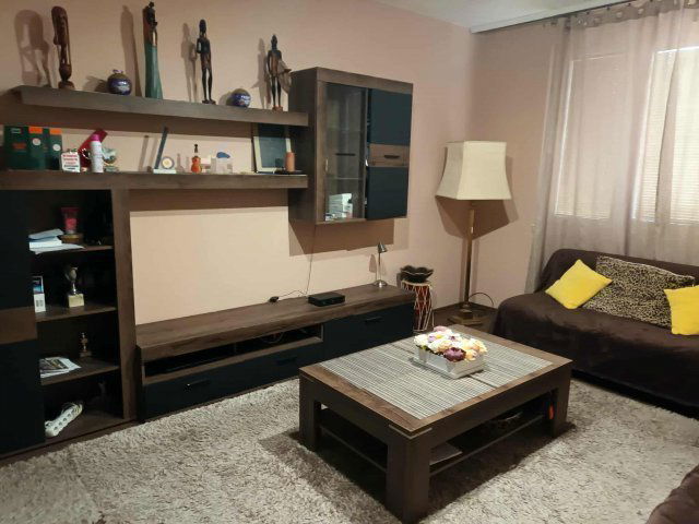 Eladó panellakás, Debrecenben, Ibolya utcában 61.9 M Ft