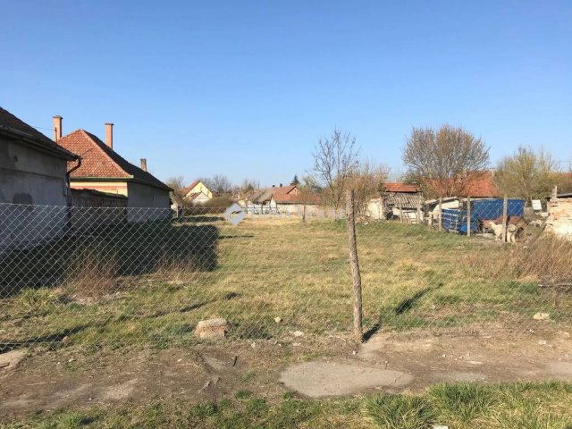 Eladó telek, Kiskunfélegyházán 13.9 M Ft / költözzbe.hu