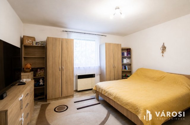 Eladó családi ház, Szeghalmon 19 M Ft, 2 szobás